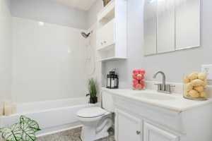 featured image of 13316 Cherry St