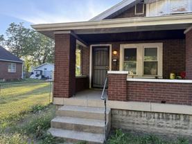 638 N Oxford St #638 - Photo 1 of 1