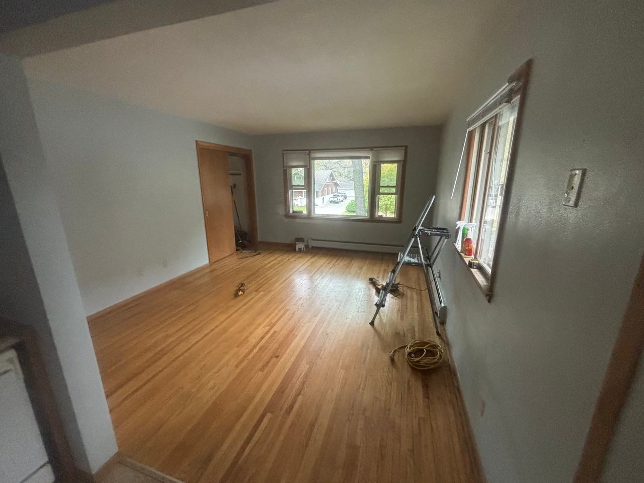 604 9th St S #10 - Photo 7 of 8