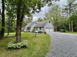 featured image of 230 Middle Rd