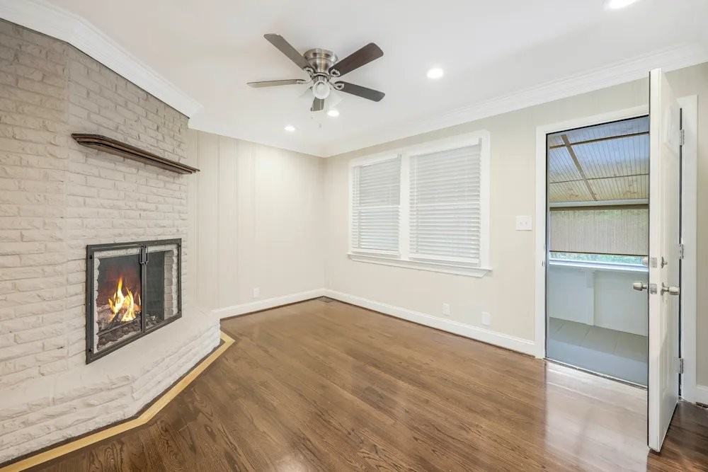 2438 Autumn Dr - Photo 4 of 13