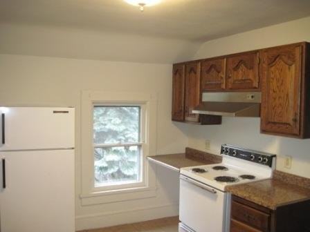 266 1/2 E Sanborn St - Photo 6 of 12