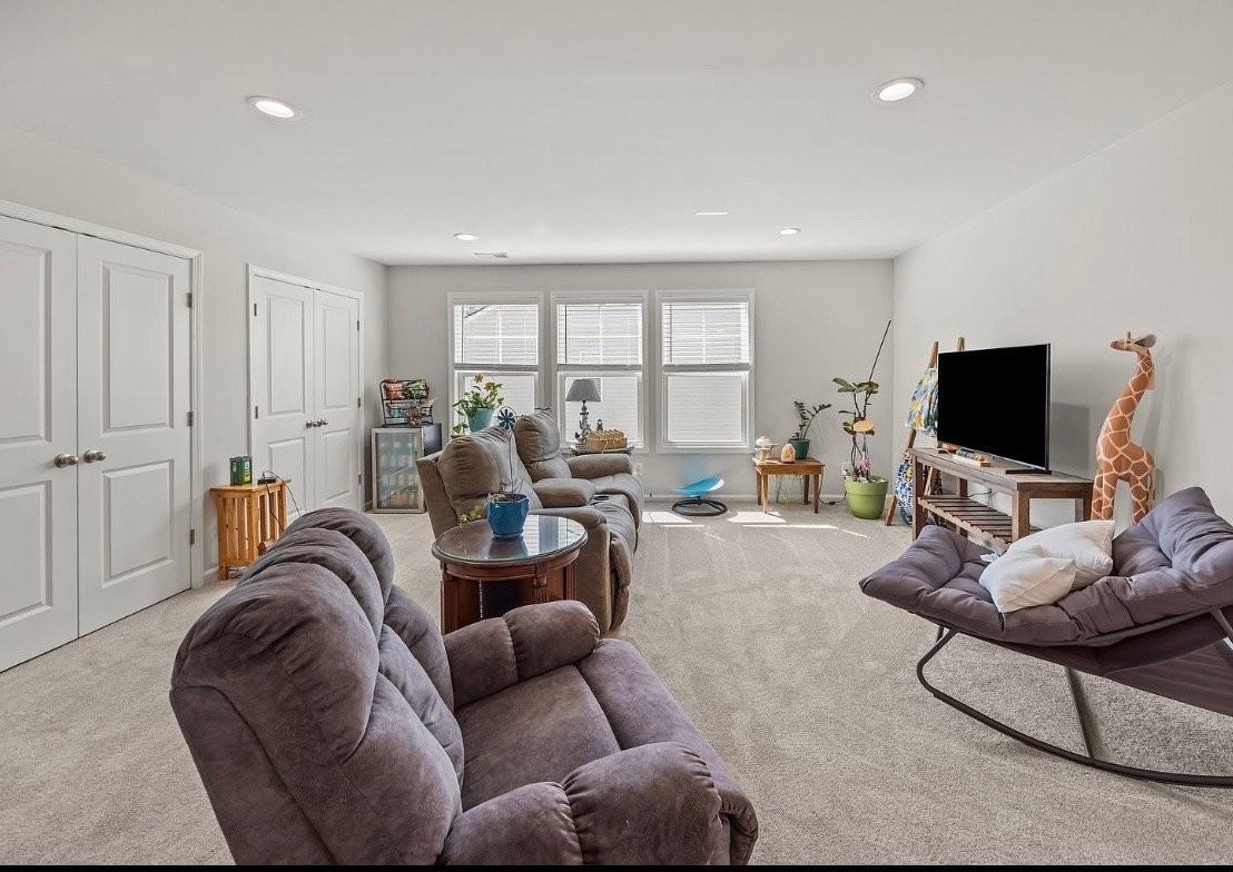 2512 Hummingbird Ln - Photo 5 of 11