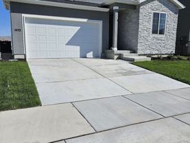 1453 E Wilbur Ln - Photo 1 of 1
