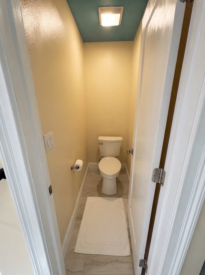 2608 Kefauver St - Photo 5 of 20