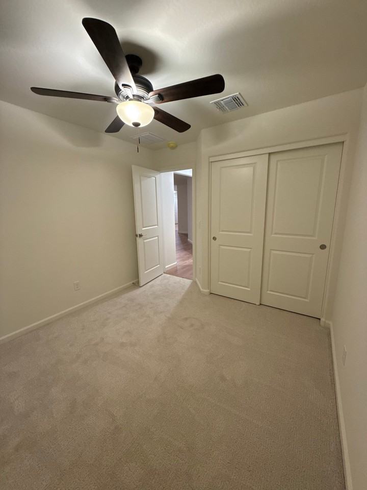 1275 Helsing Rd - Photo 6 of 20