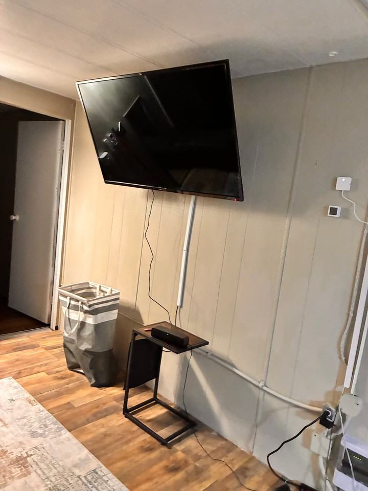 309 Landers St - Photo 6 of 15