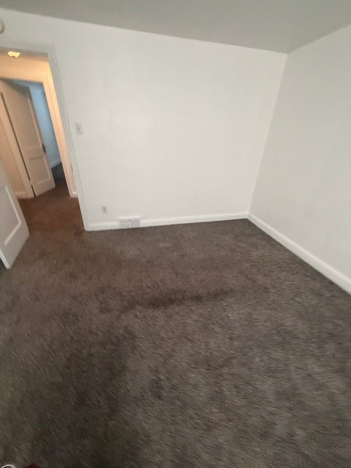142 W 21st St - Photo 5 of 20