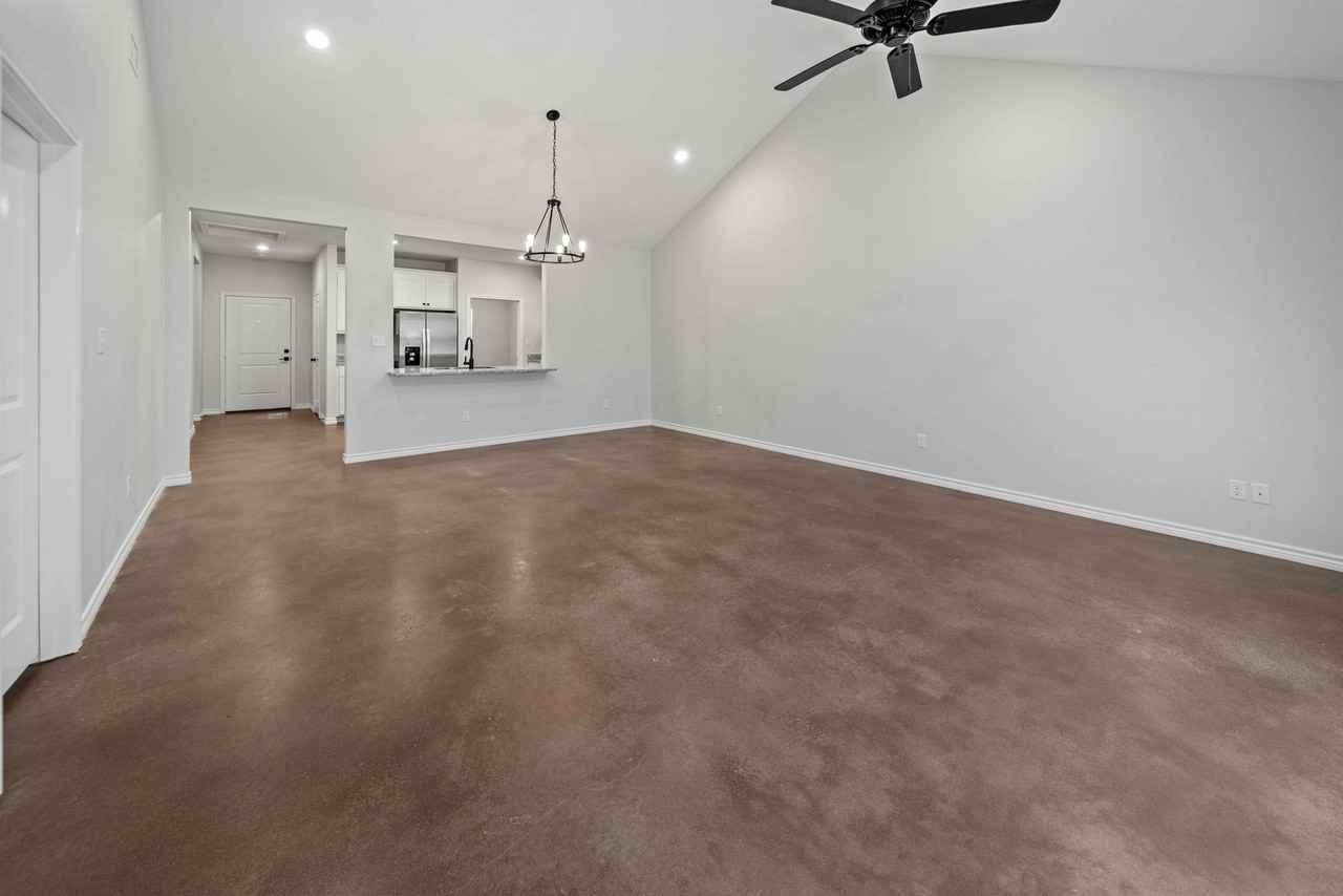 12750 County Road 1254unit 18 #18 - Photo 3 of 38