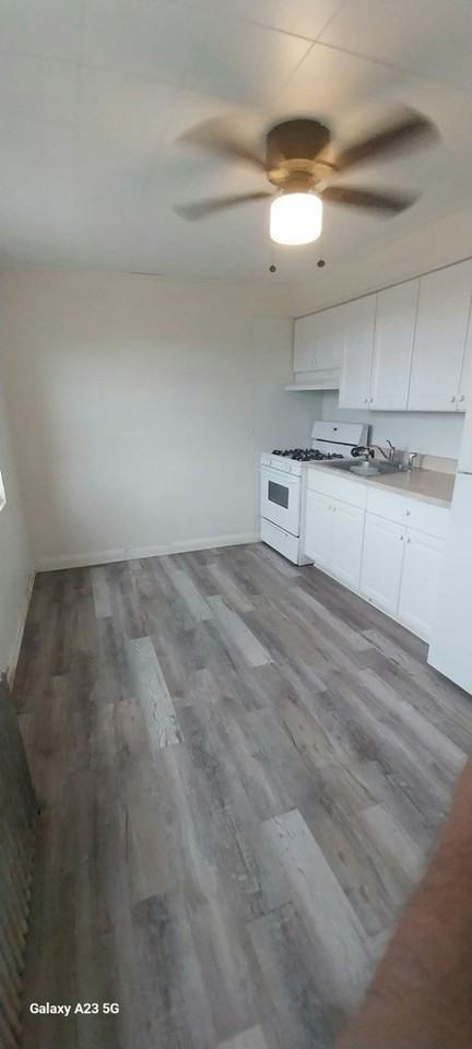 3504 4th Street, Unit 2 - Photo 3 of 6