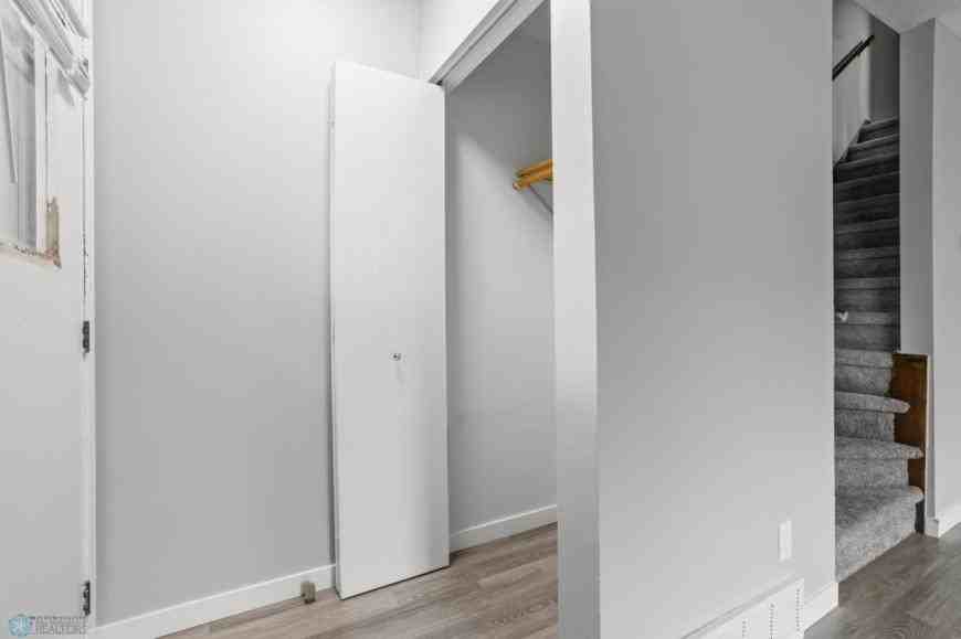709 26th St N - Photo 2 of 10