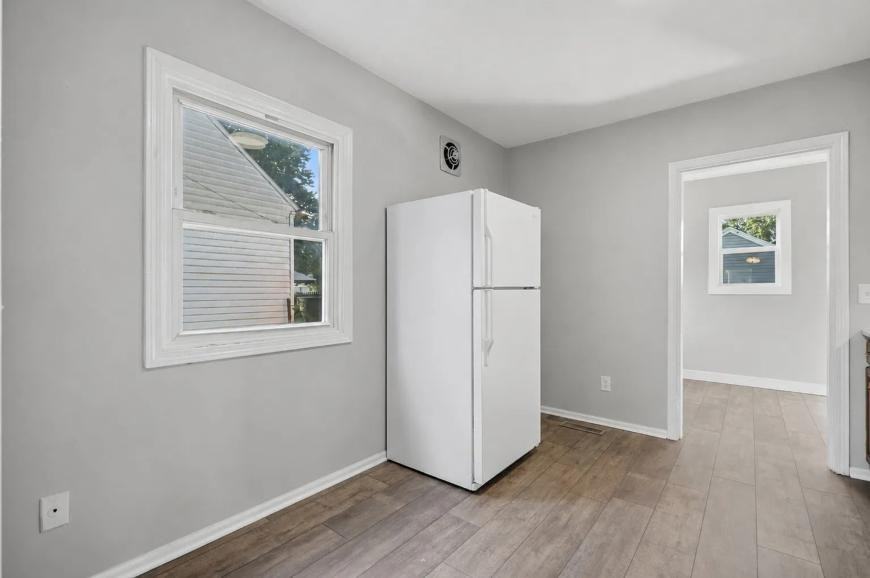 3207 Homestead Ave - Photo 6 of 10