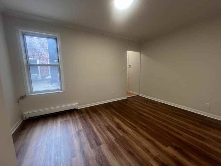 4604 Skillman Ave - Photo 4 of 9