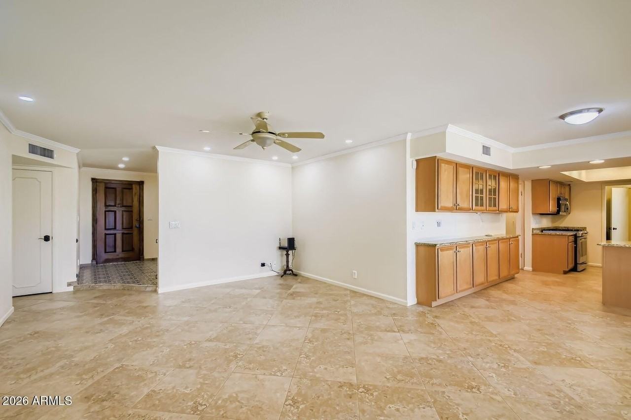 201 W Diana Ave - Photo 5 of 27