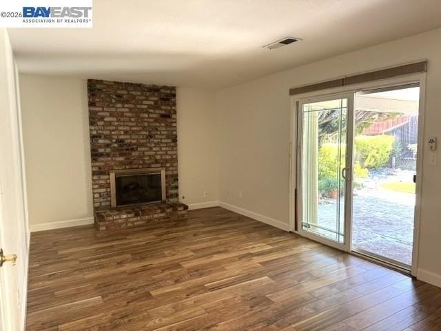 300 Kingsley Pl - Photo 7 of 19