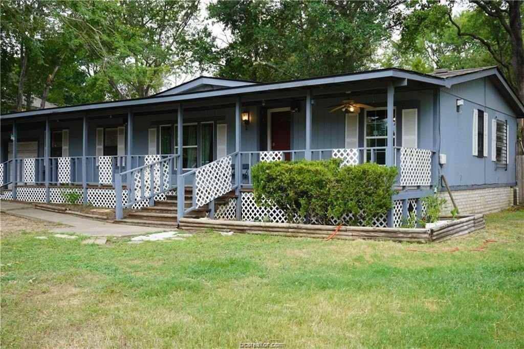 4644 Merlin Dr - Photo 2 of 10