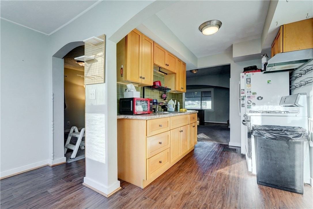 5008 Saint Paul Blvd - Photo 6 of 39