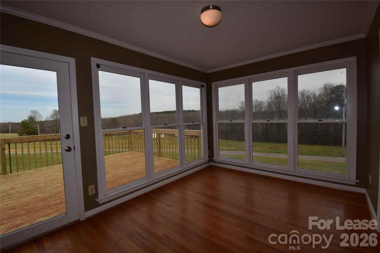 3377 Paul Heavner Ln - Photo 6 of 41