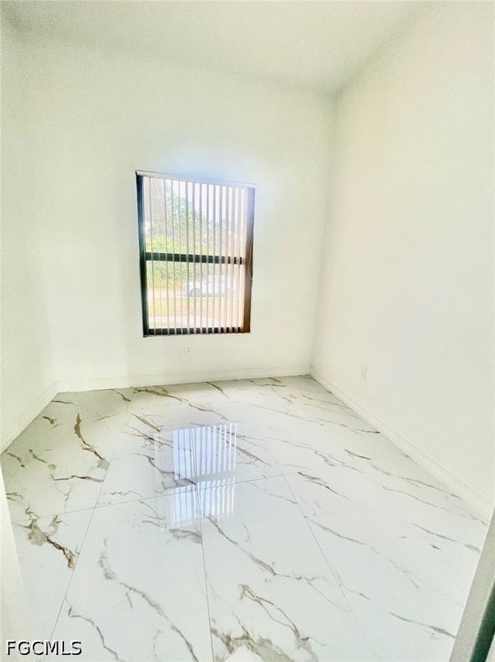 803 Wagner Ave - Photo 5 of 12