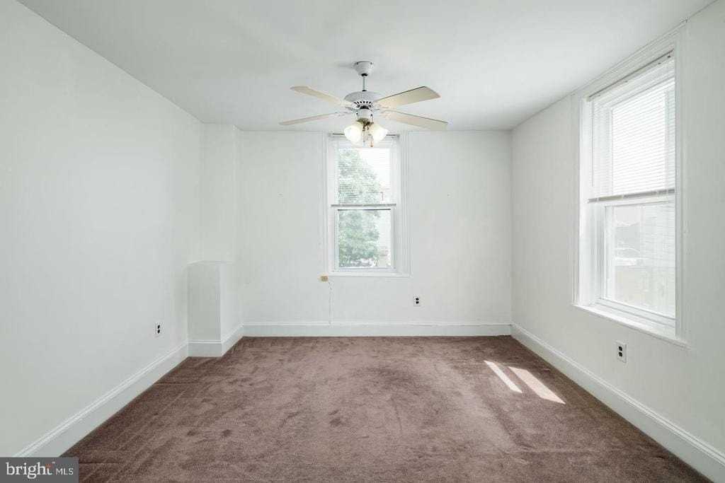 923 N 20th St - Photo 6 of 13
