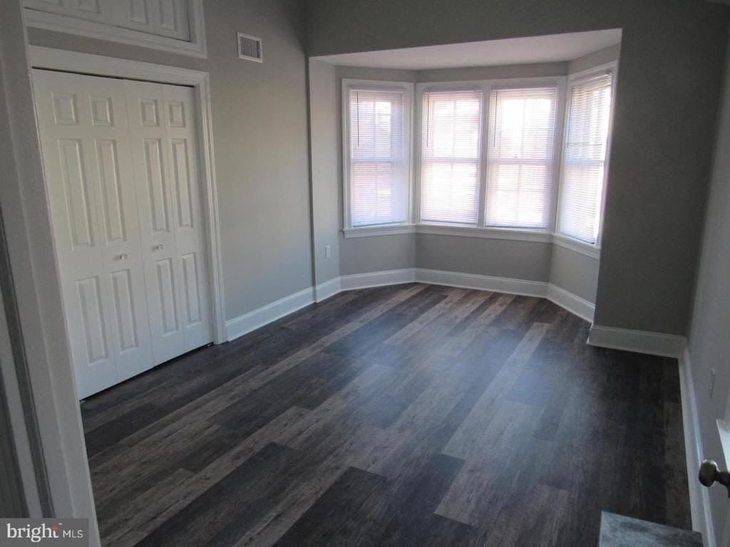 1617 Green St - Photo 6 of 25