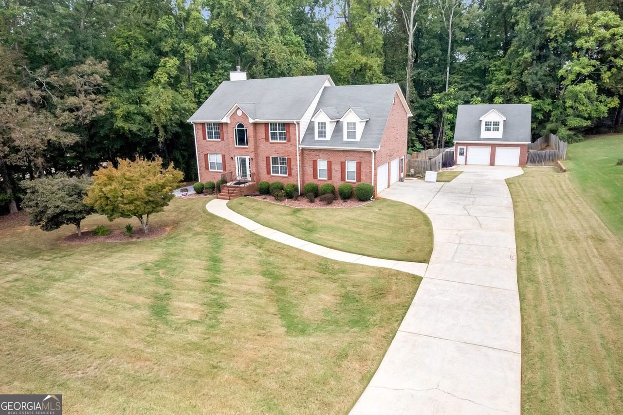 270 Brook Hollow Dr - Photo 3 of 33