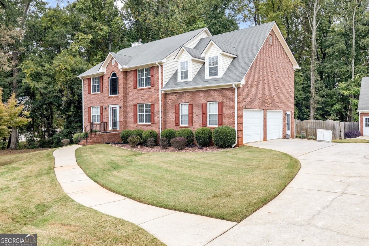 270 Brook Hollow Dr - Photo 4 of 33