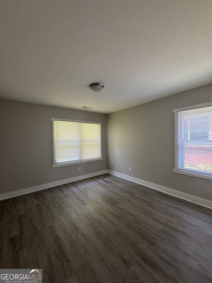 1174 Dolphin Dr Sw - Photo 3 of 14