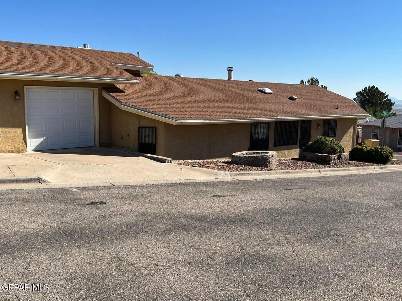 6801 Ridgley Way - Photo 2 of 14