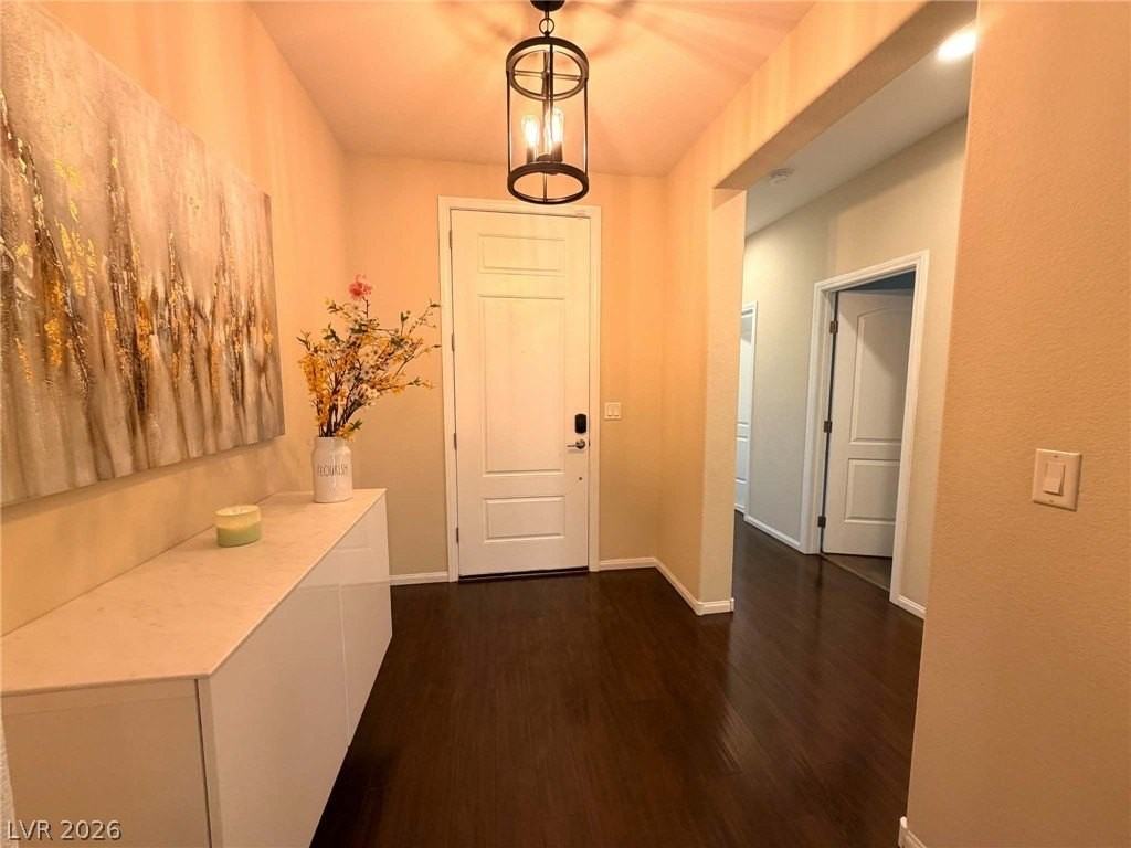 6729 Alpenwood Ct - Photo 4 of 36