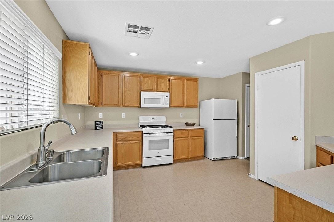 8525 Wildheart Ranch St - Photo 7 of 26