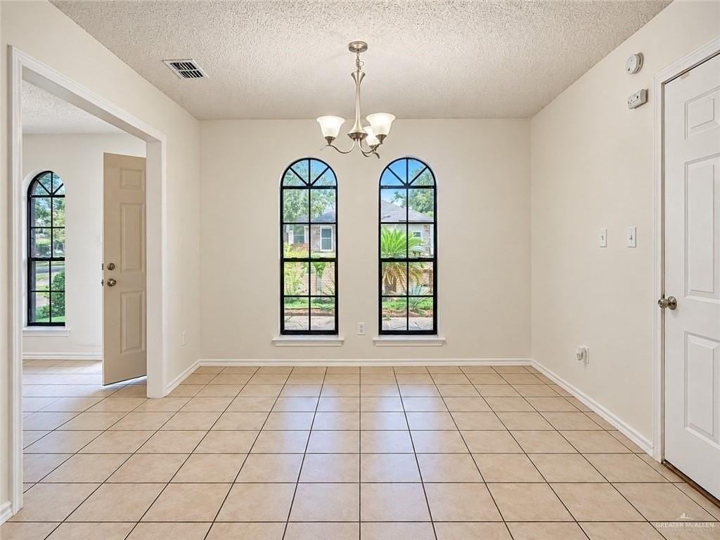 4125 Goldenrod Ave - Photo 6 of 13