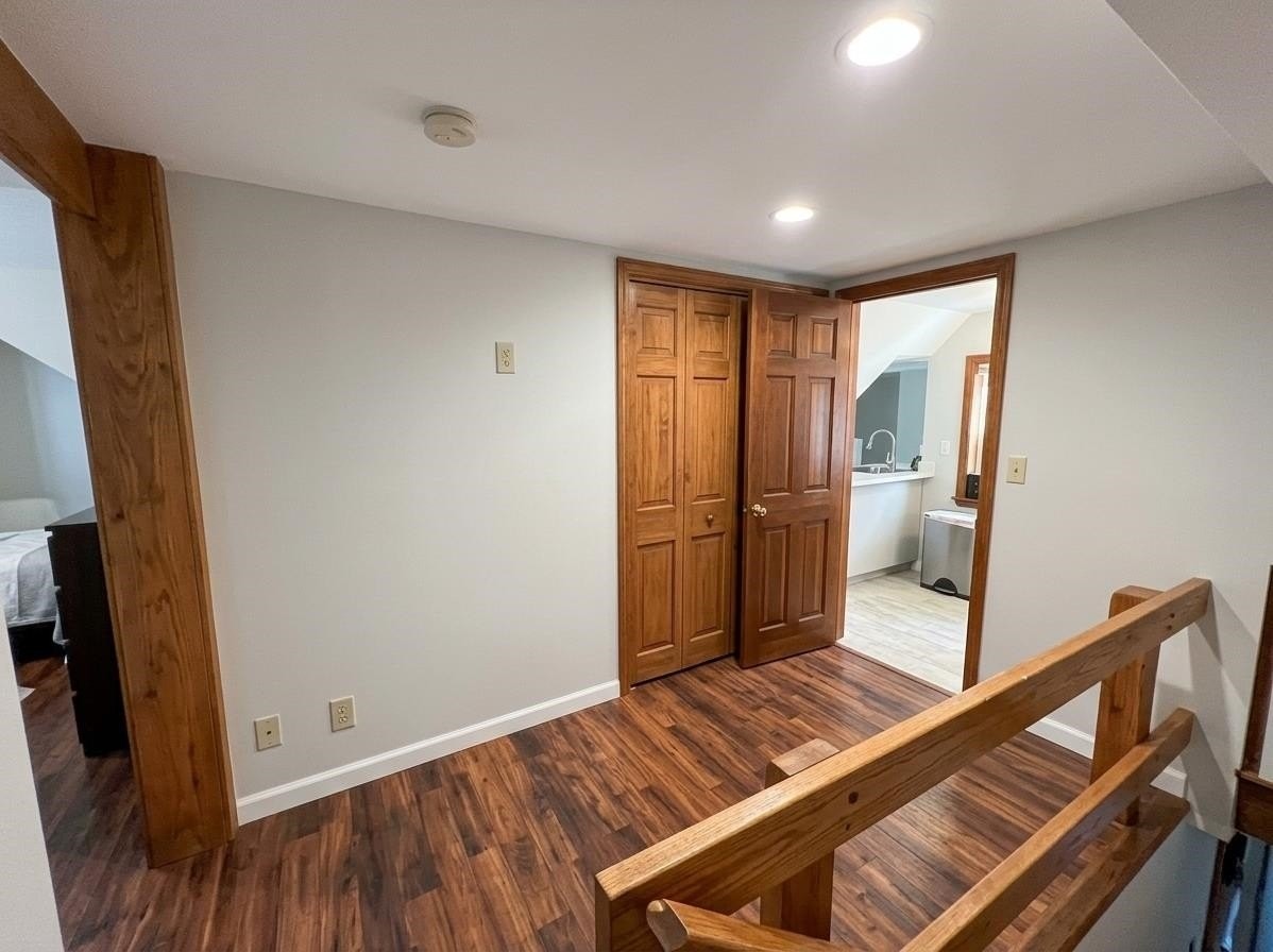 435 Washington St #2ndFL - Photo 4 of 8