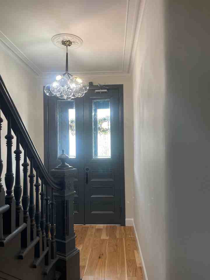311 25th St - Photo 3 of 23