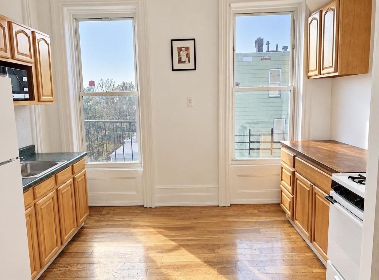 351 Communipaw Ave #2 - Photo 5 of 12