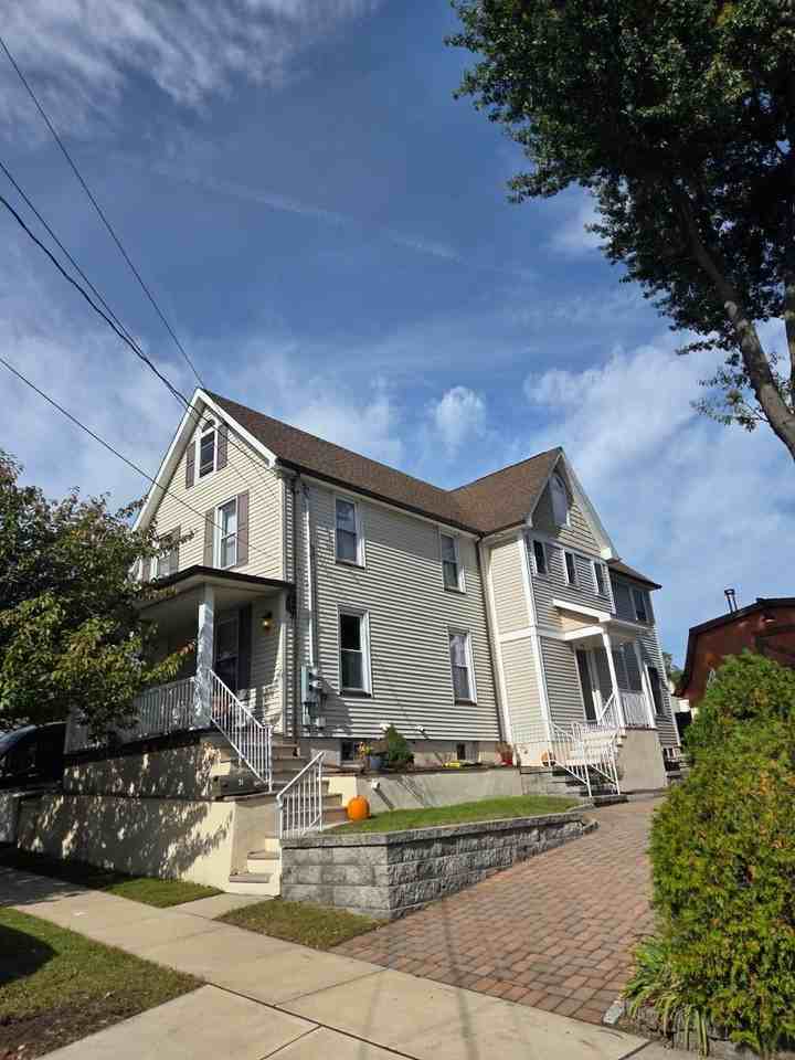 24B Sidney Ave
