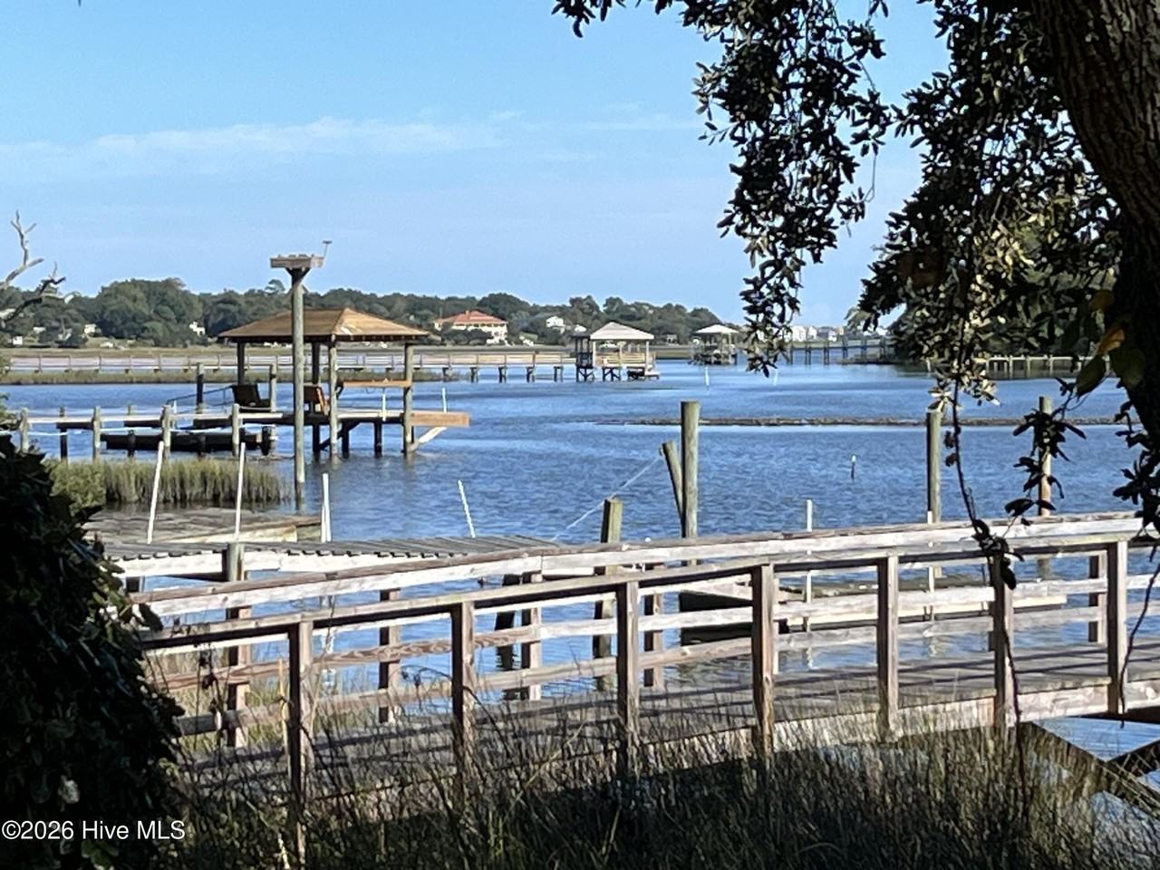 720 Bay Harbor Dr - Photo 6 of 18