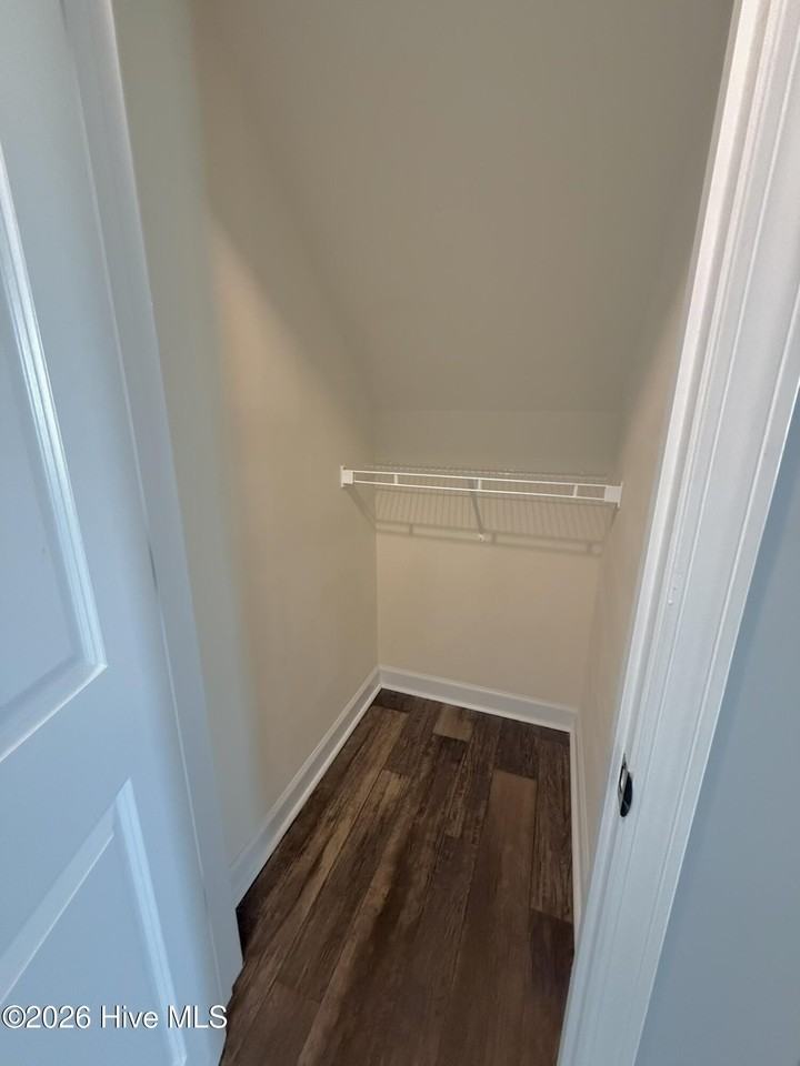 106 Barnhouse Rd - Photo 7 of 34
