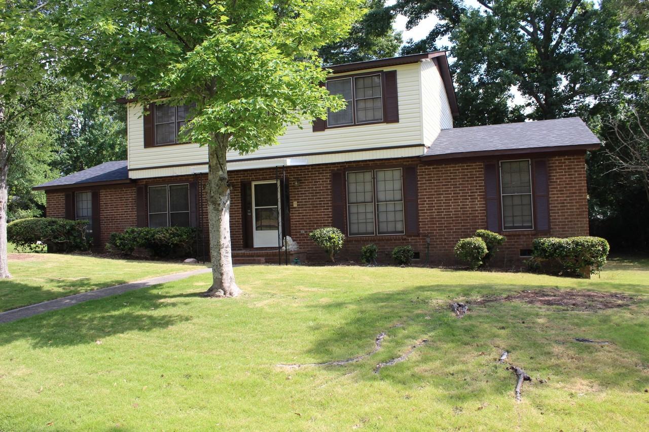 139 Caymen Ct - Photo 4 of 50