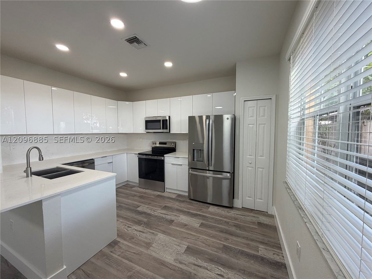 16528 Sw 85th Ln - Photo 7 of 20