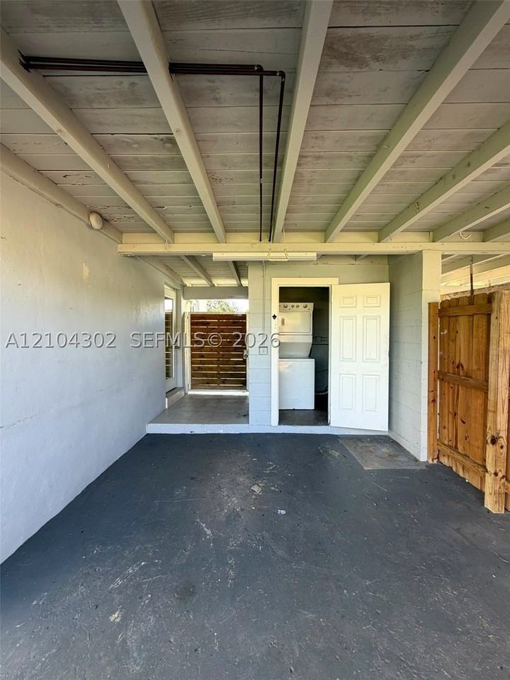 9981 Jamaica Dr - Photo 6 of 16