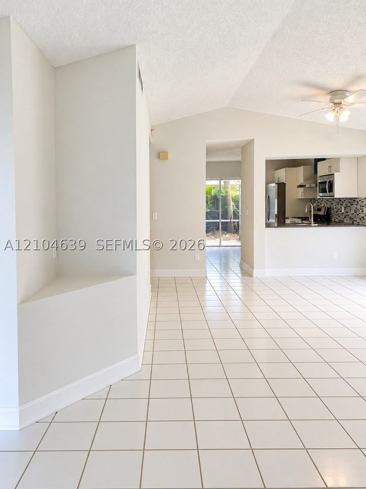 9982 Sw 222nd St - Photo 4 of 13