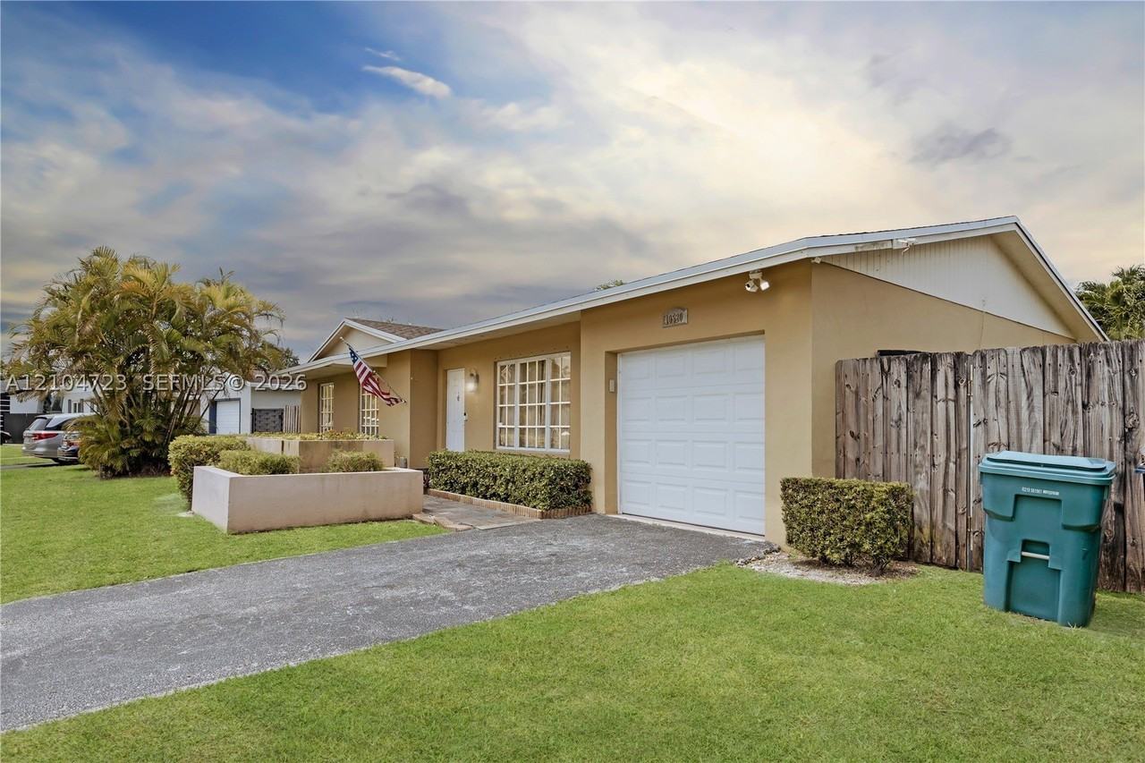 10520 Sw 124th Ave - Photo 5 of 46