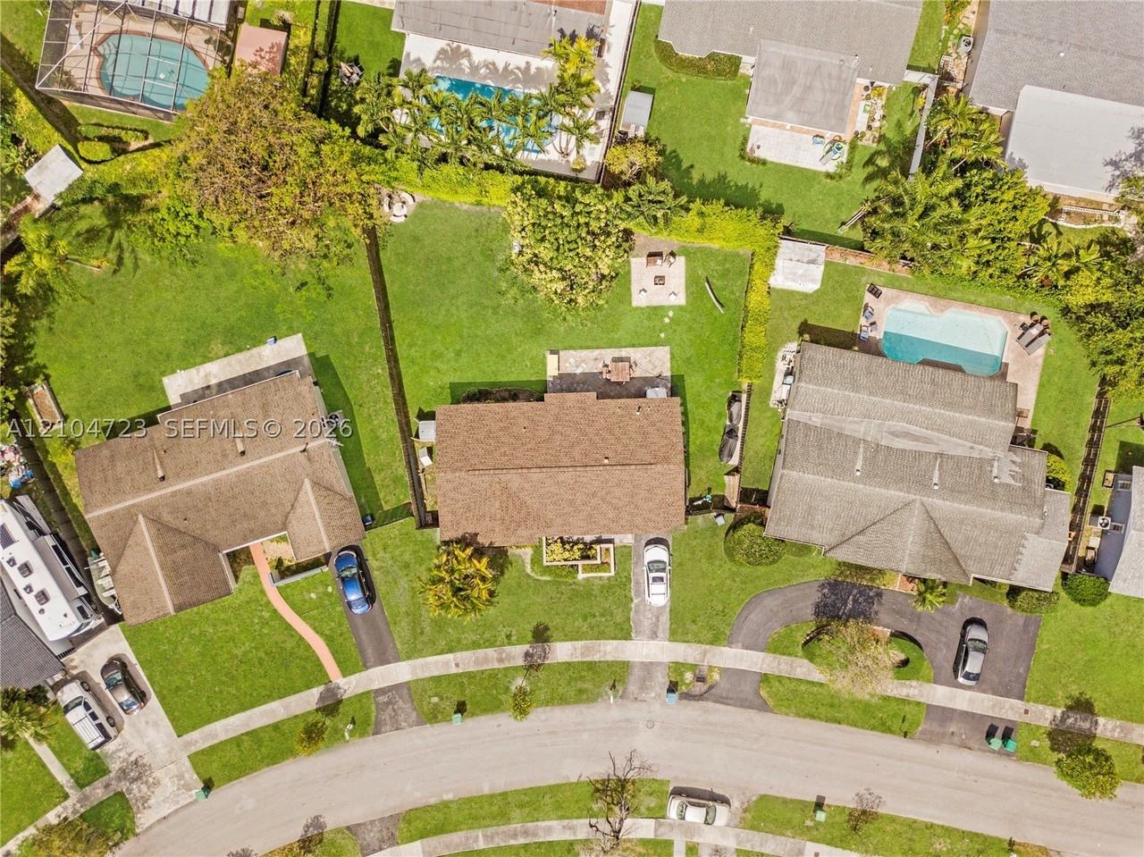 10520 Sw 124th Ave - Photo 6 of 46
