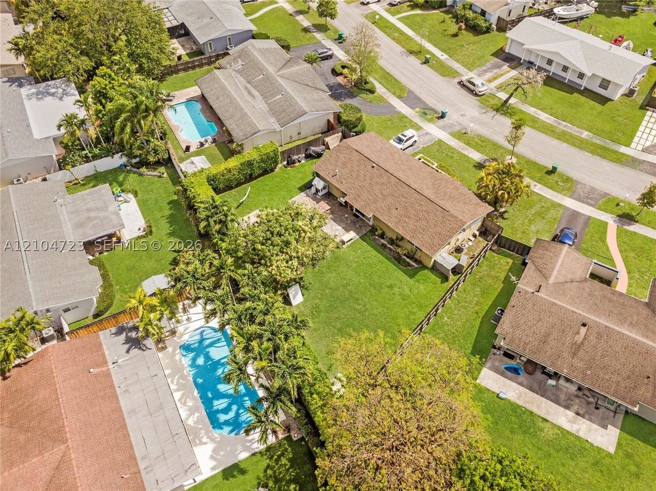 10520 Sw 124th Ave - Photo 7 of 46