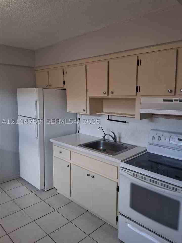 55 W 16th St #8 - Photo 2 of 7