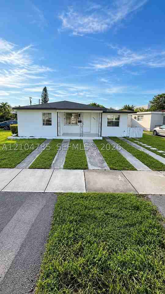 250 Nw 34th Ave #250 - Photo 3 of 16