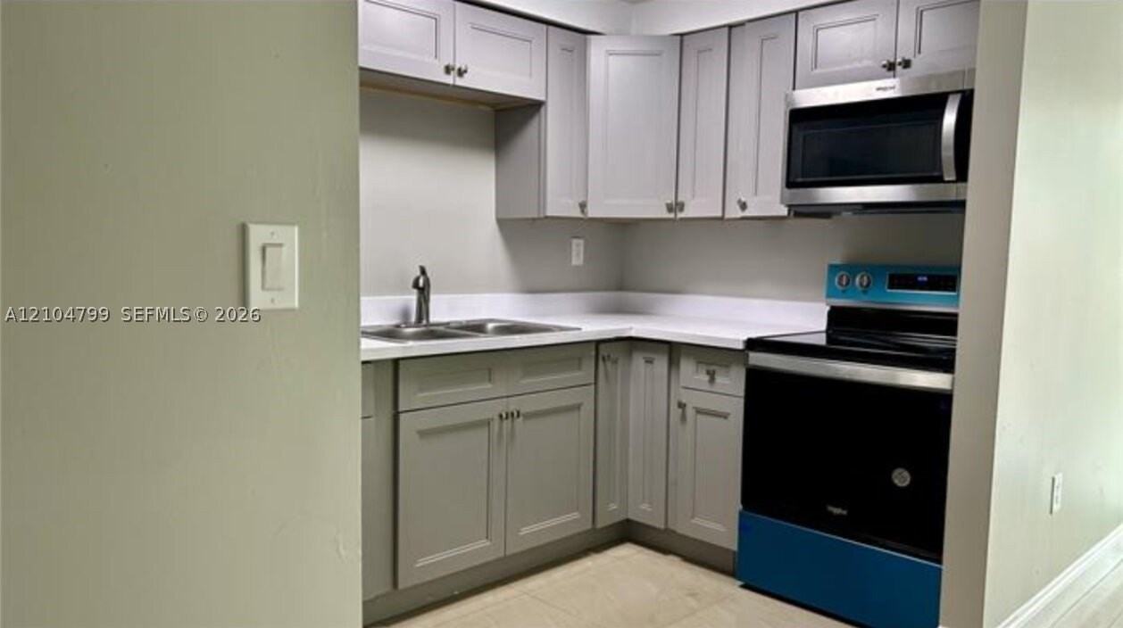 5917 Sw 36th Ct #12 - Photo 3 of 16