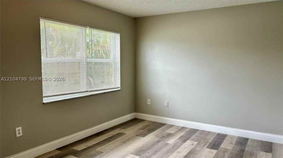 5917 Sw 36th Ct #12 - Photo 5 of 16