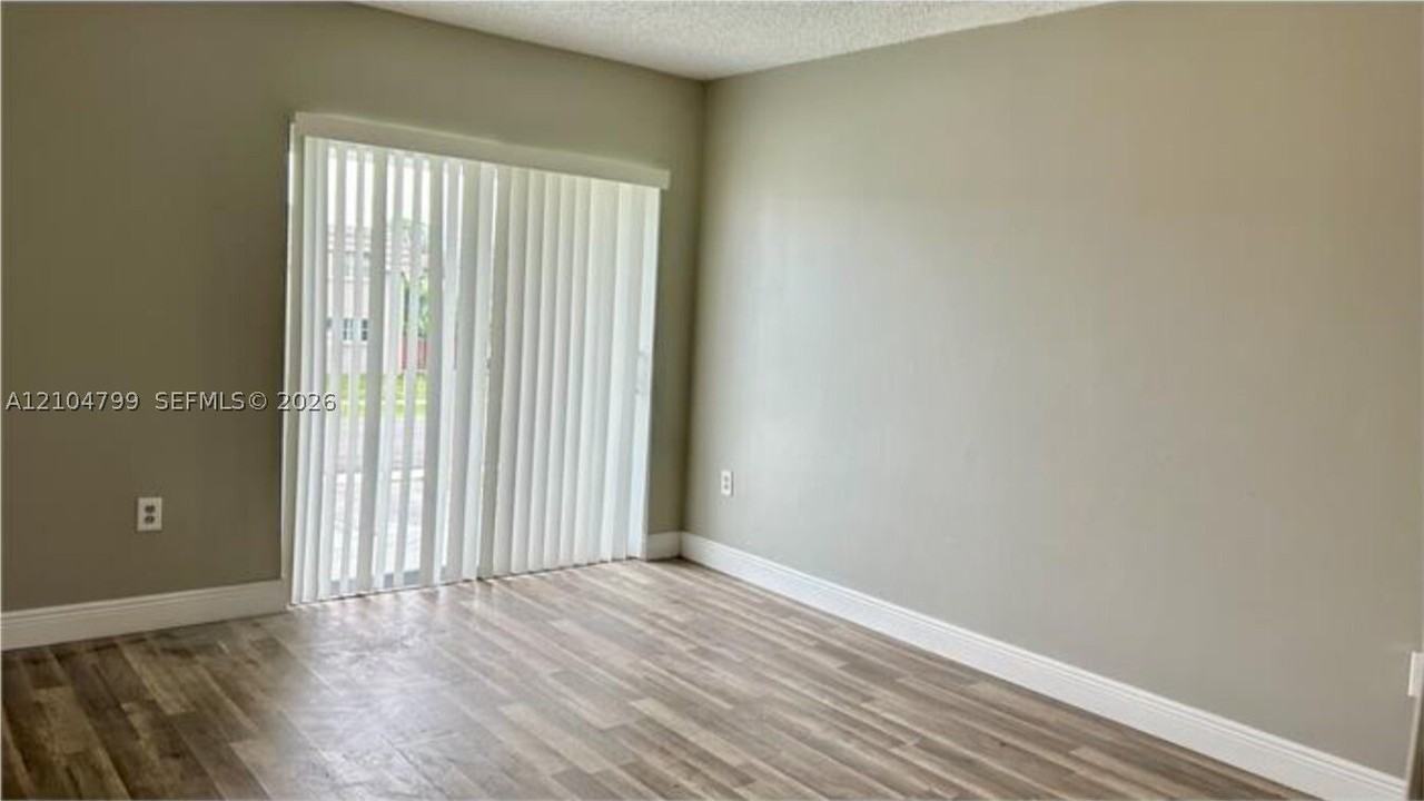 5917 Sw 36th Ct #12 - Photo 6 of 16